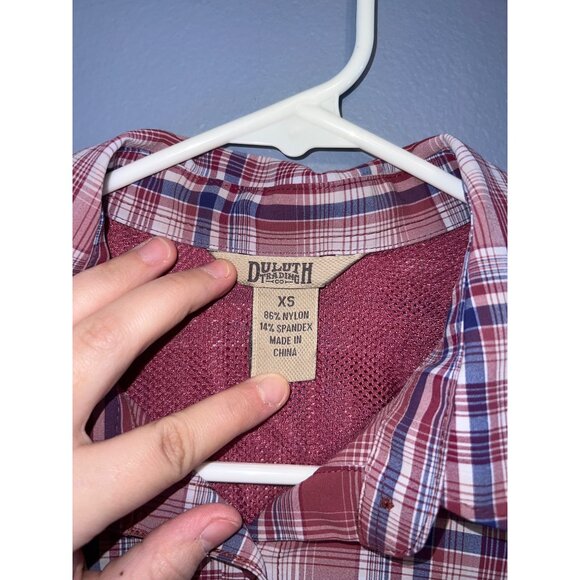 Women’s Duluth Trading Co Lightweight Maroon Plaid Vented ButtonUp Sz XS Outdoor - Picture 4 of 6